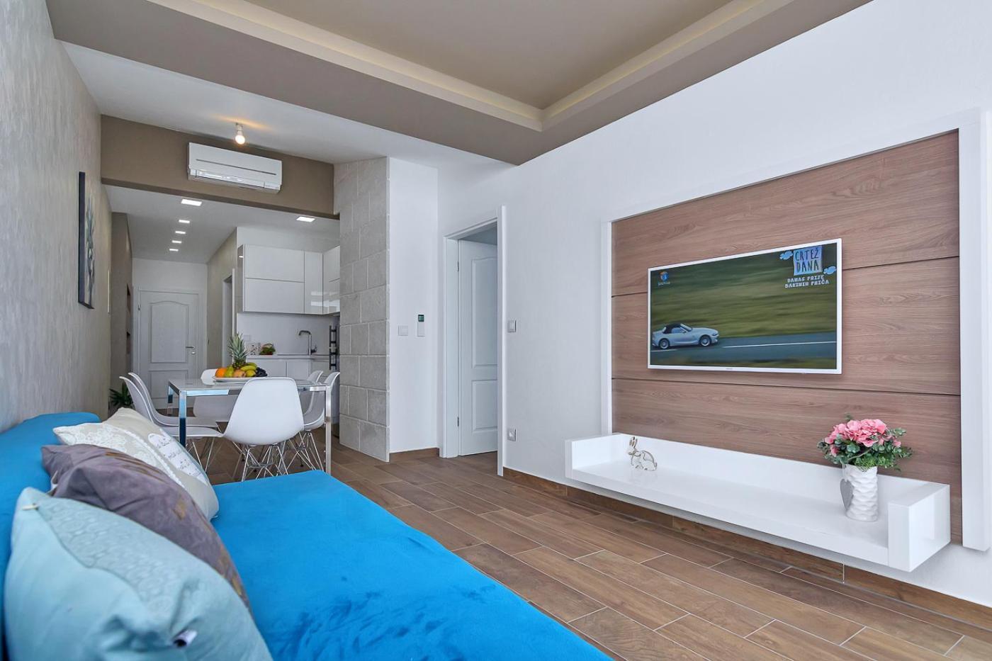 Apartments Riva 图彻皮 外观 照片