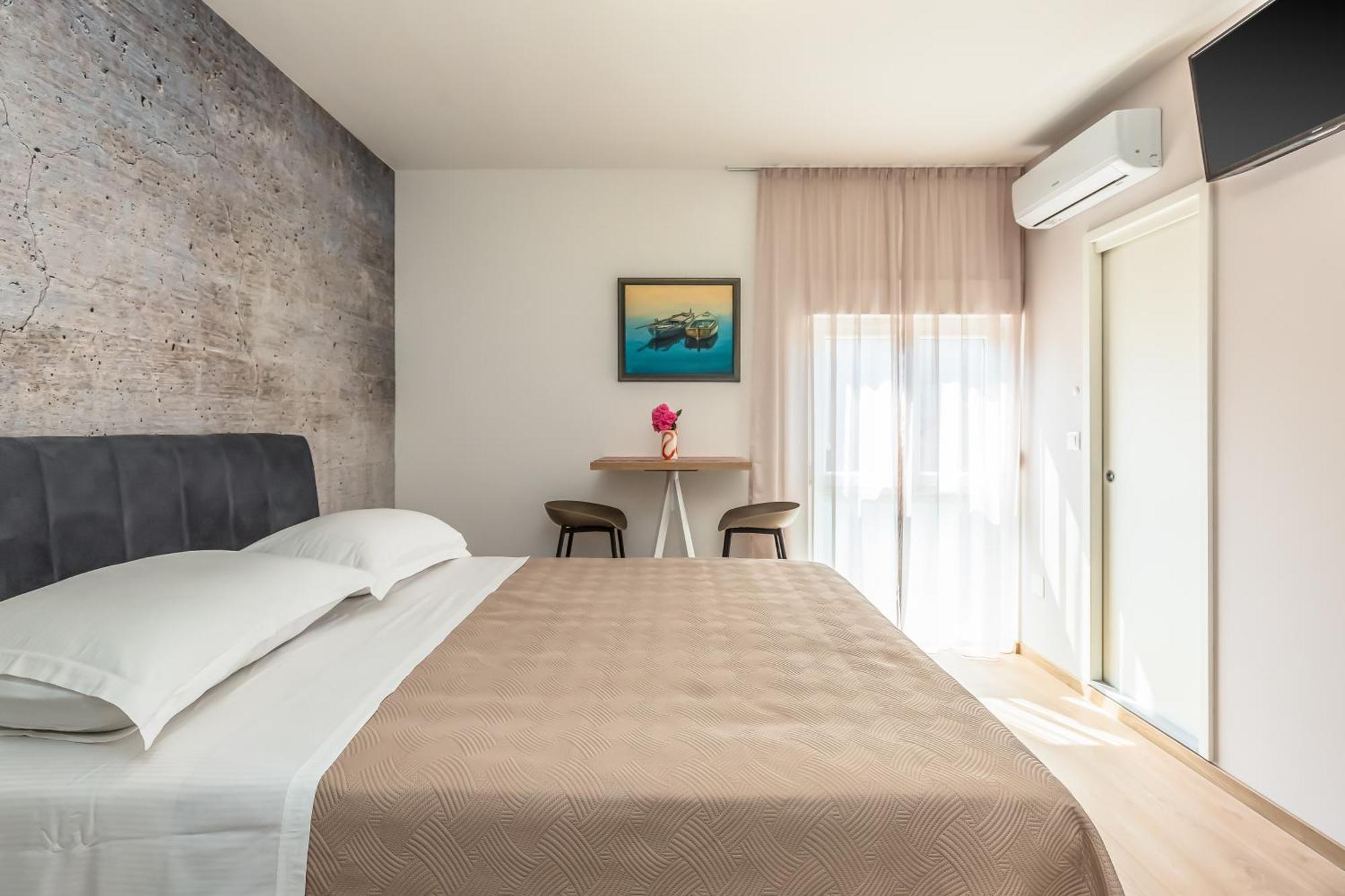 Apartments Riva 图彻皮 客房 照片